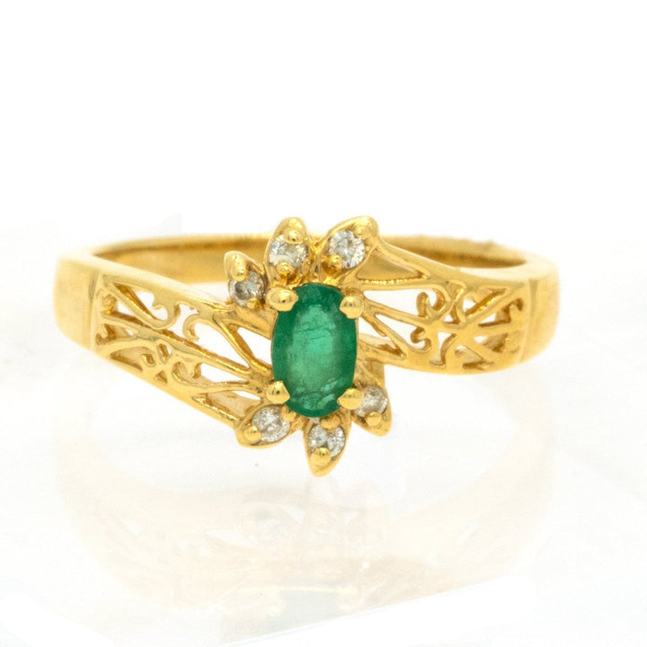 14KT Yellow Gold 0.41ctw Oval Cut Prong Set Emerald and Diamond Ring - Giorgio Conti Jewelers